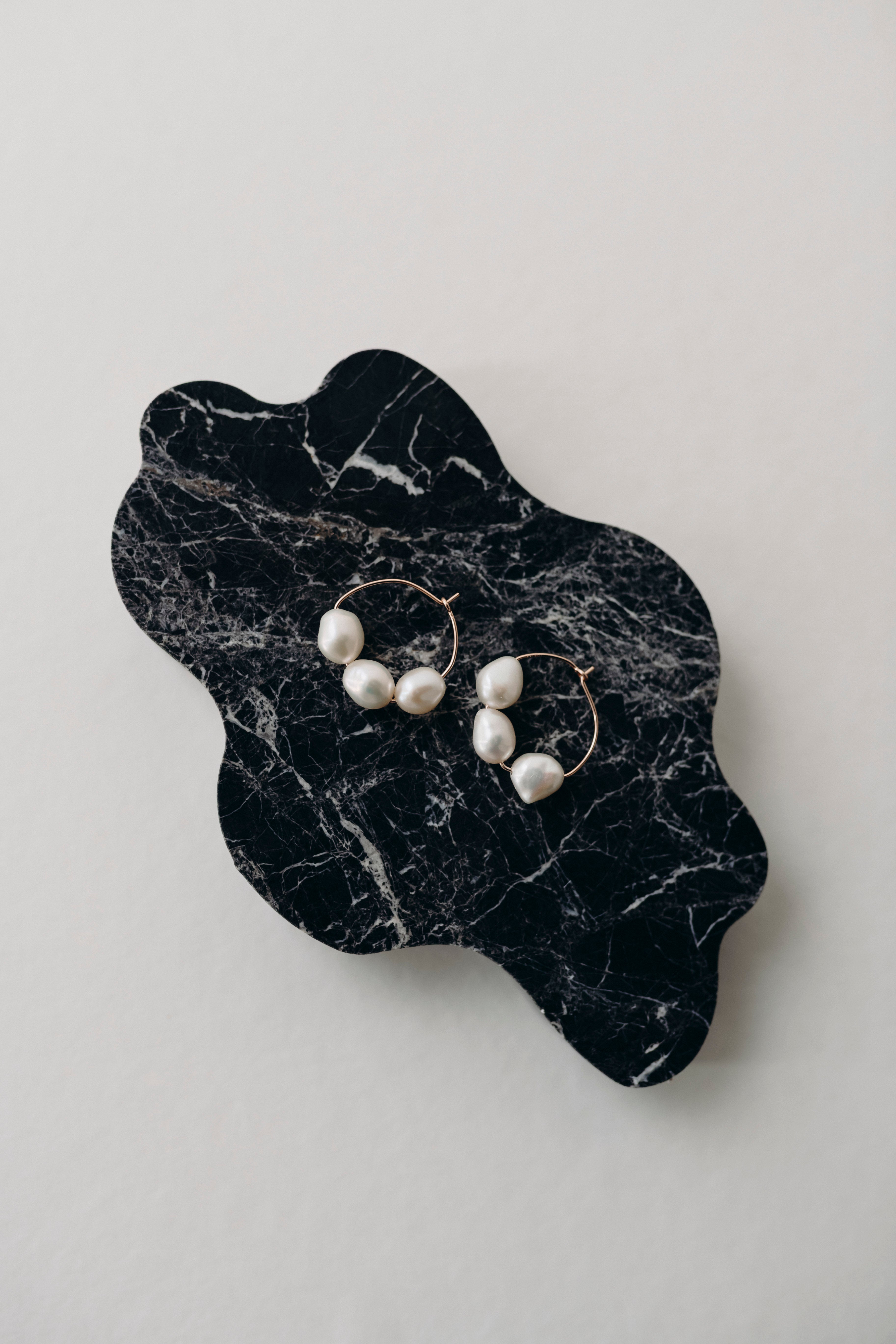HARRIET PEARL EARRINGS