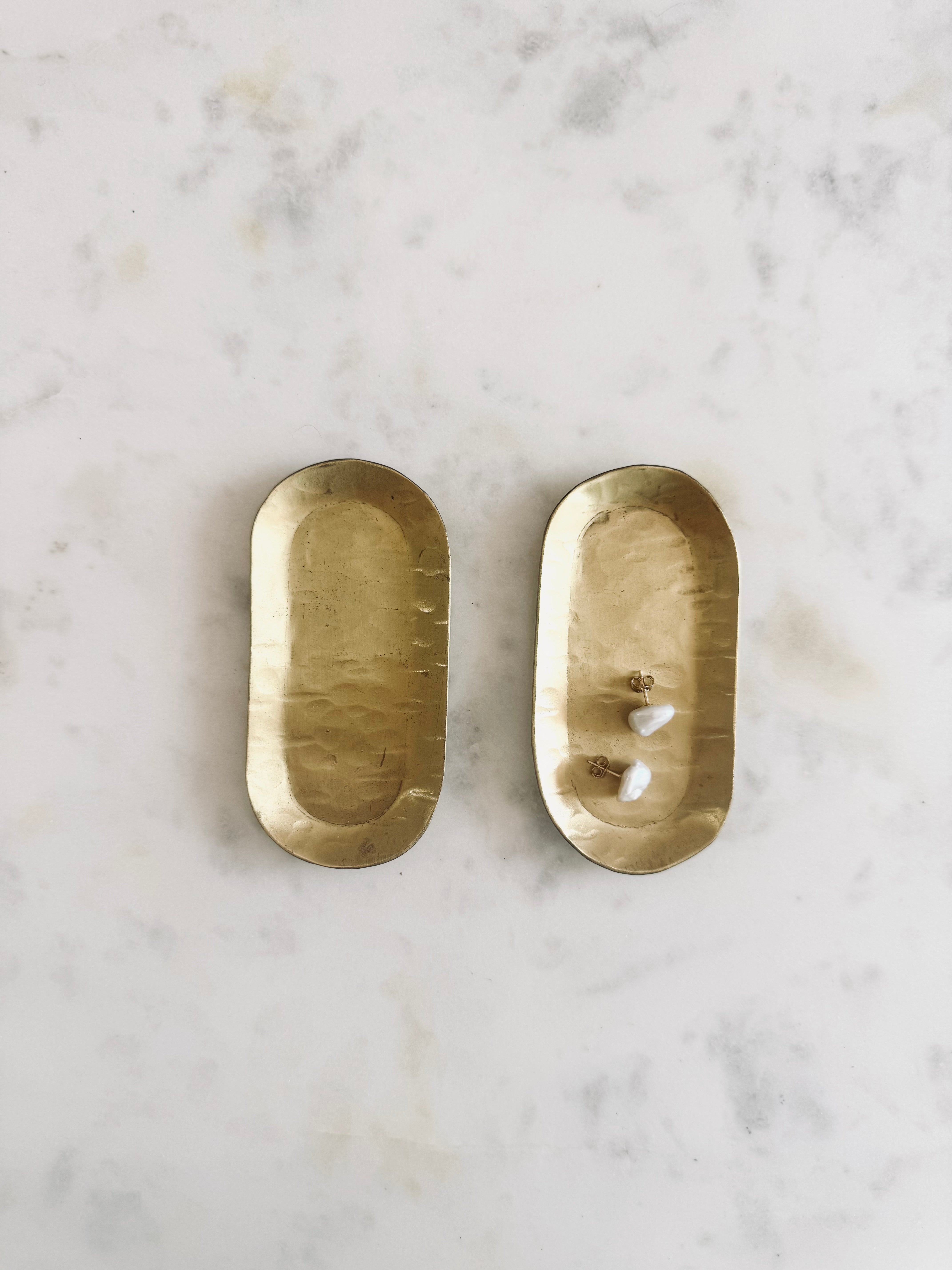 OVAL BRASS DISH