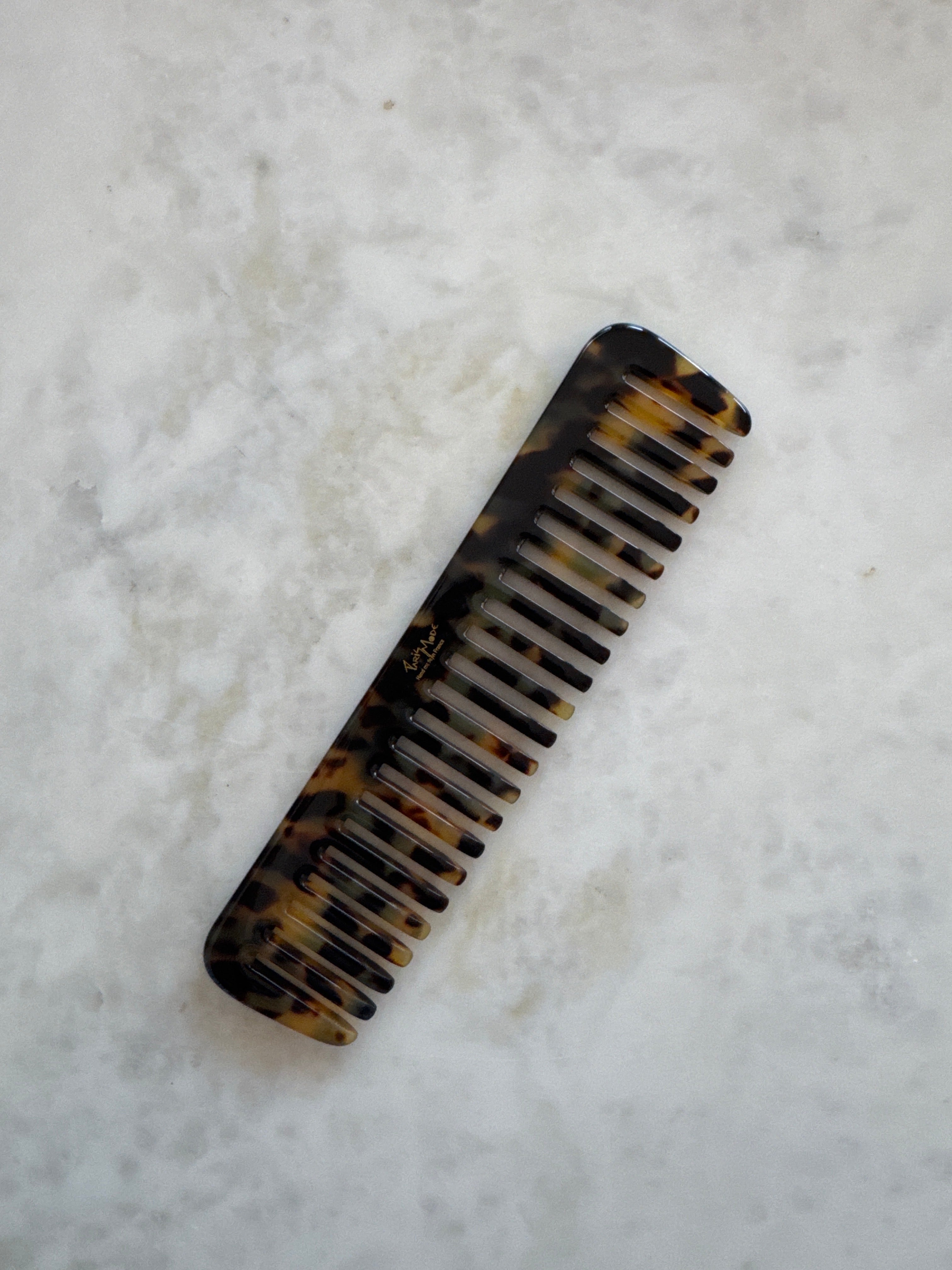 TORTOISESHELL COMB