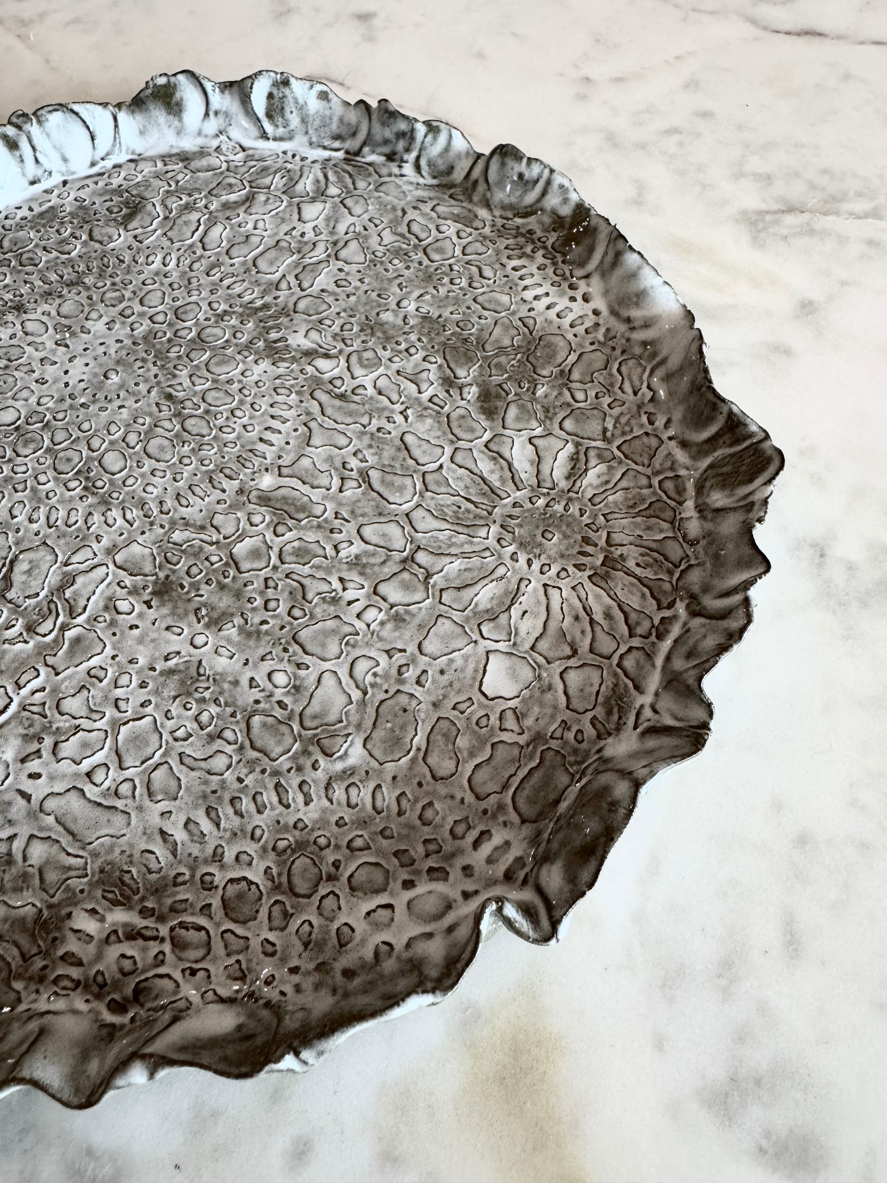 CERAMIC LACE PLATE