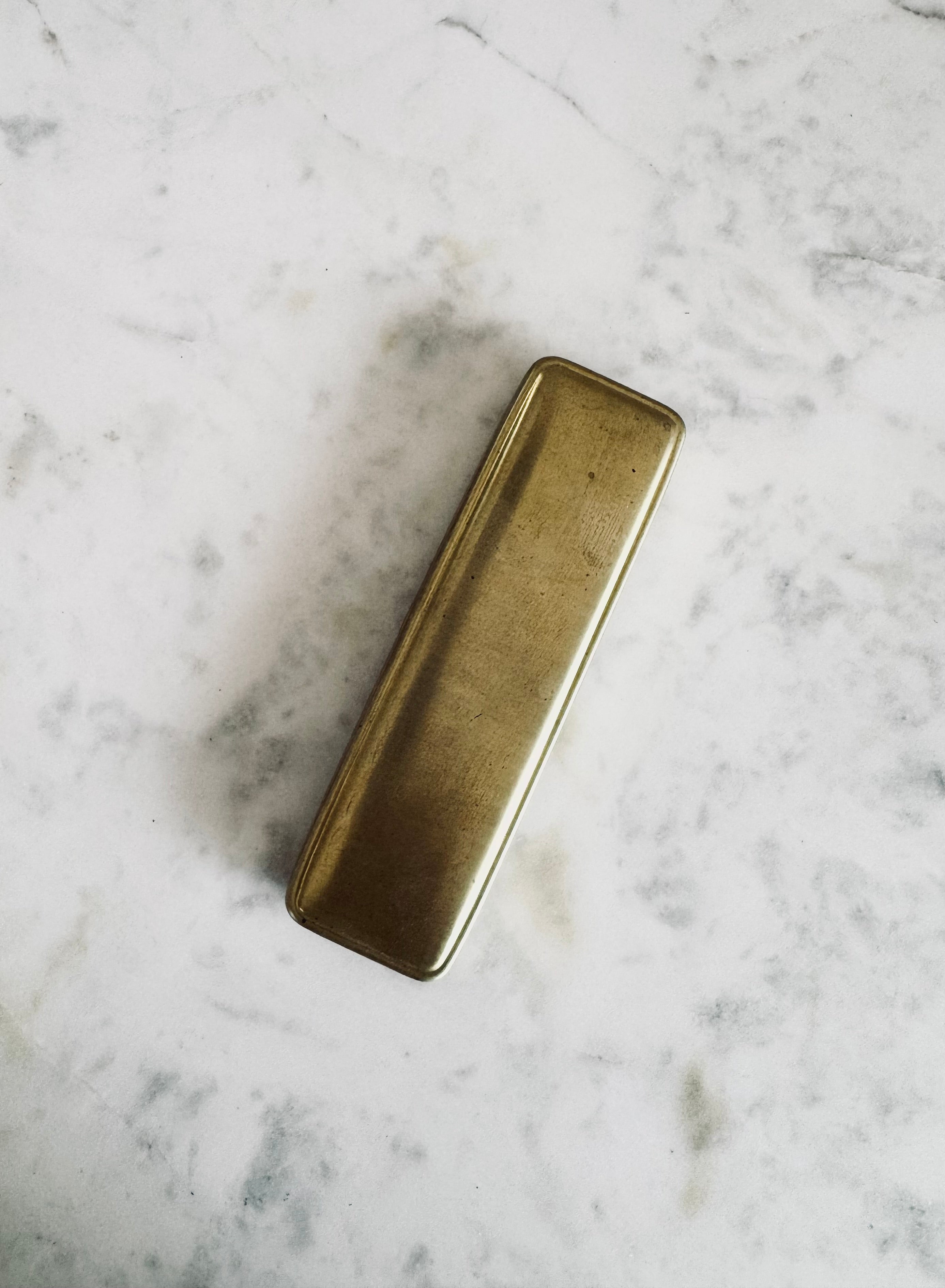 BRESPOKE LETTERPRESS BRASS TIN
