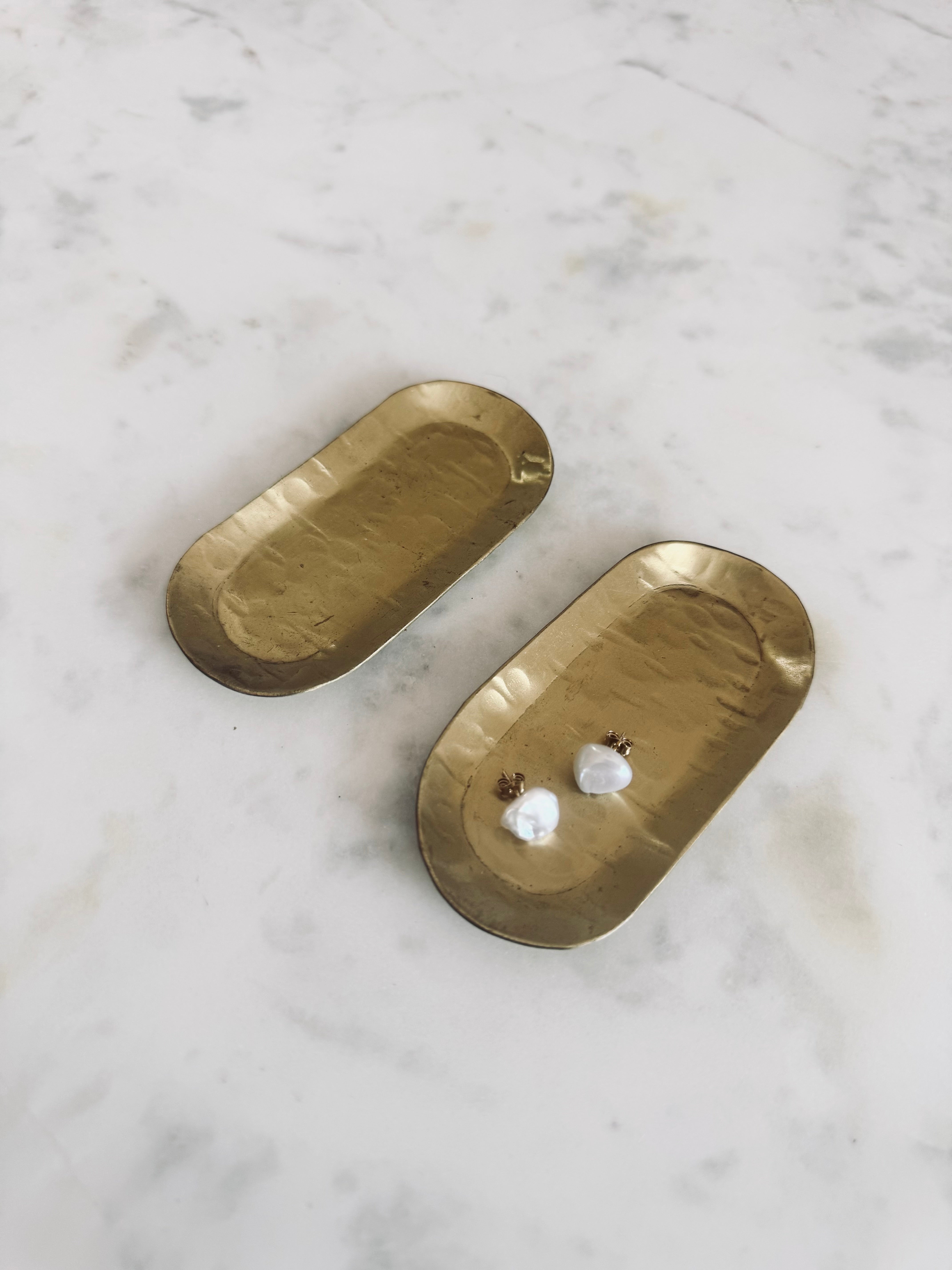 OVAL BRASS DISH