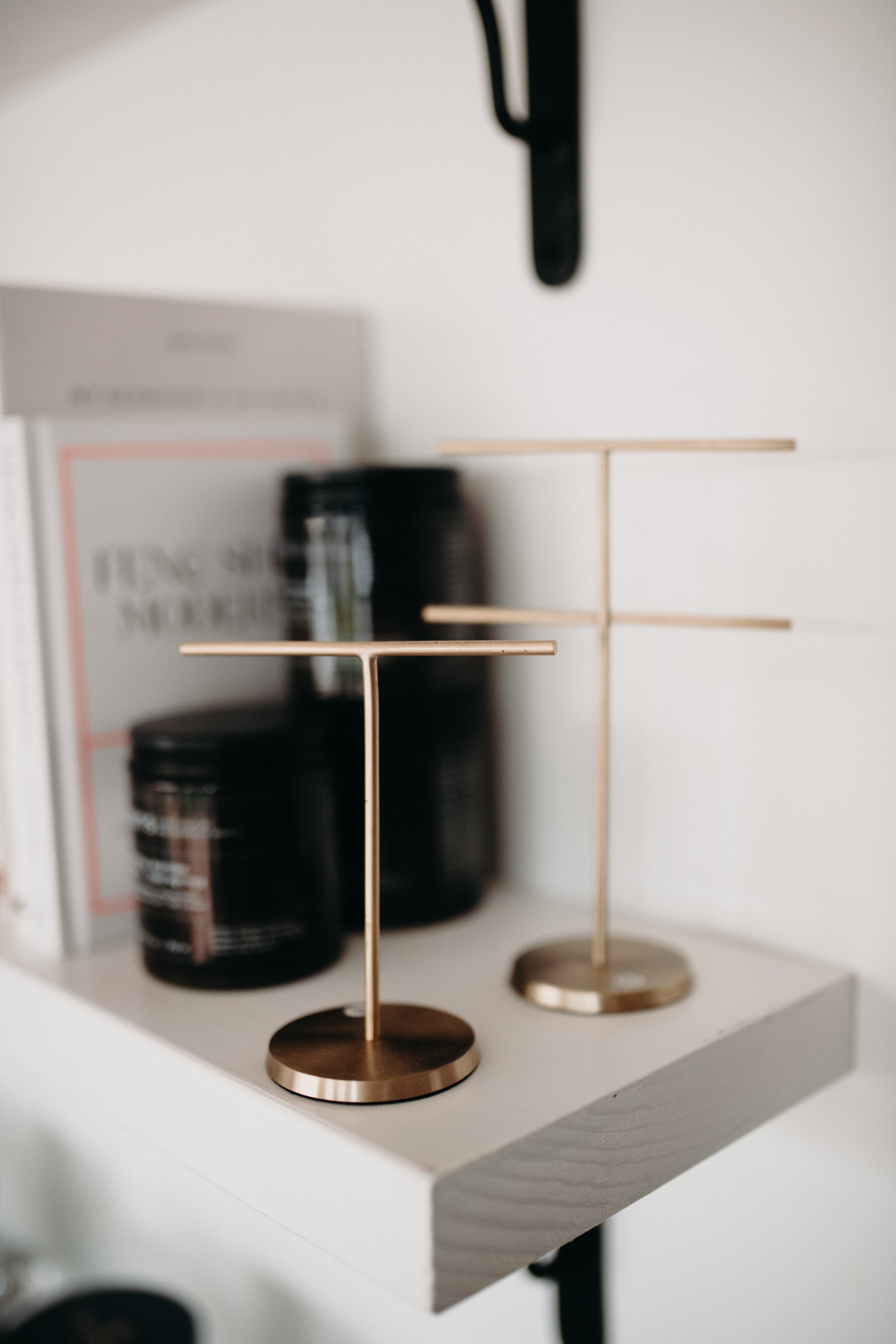 BRASS JEWELLERY STAND