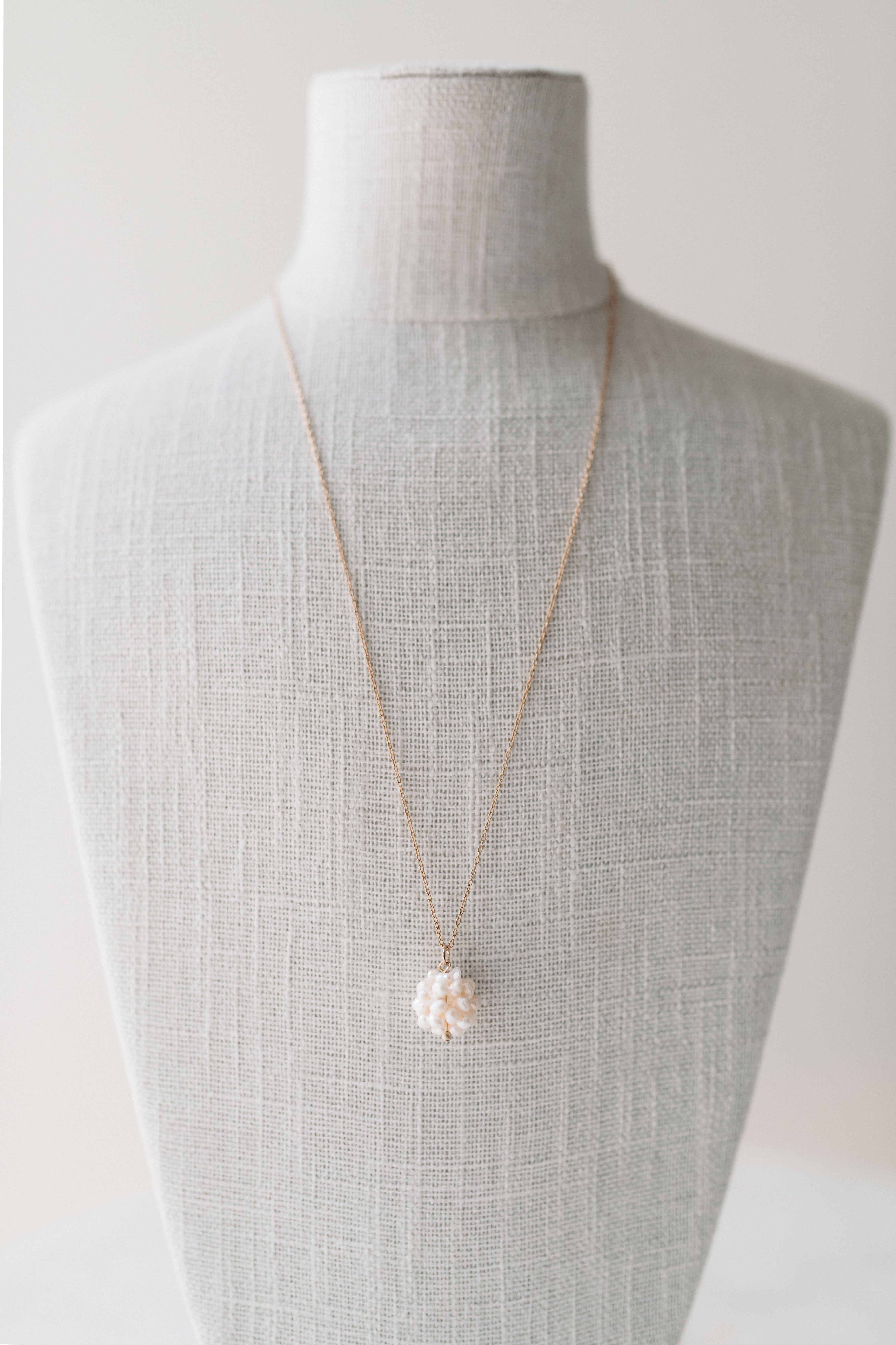 JINGLE NECKLACE