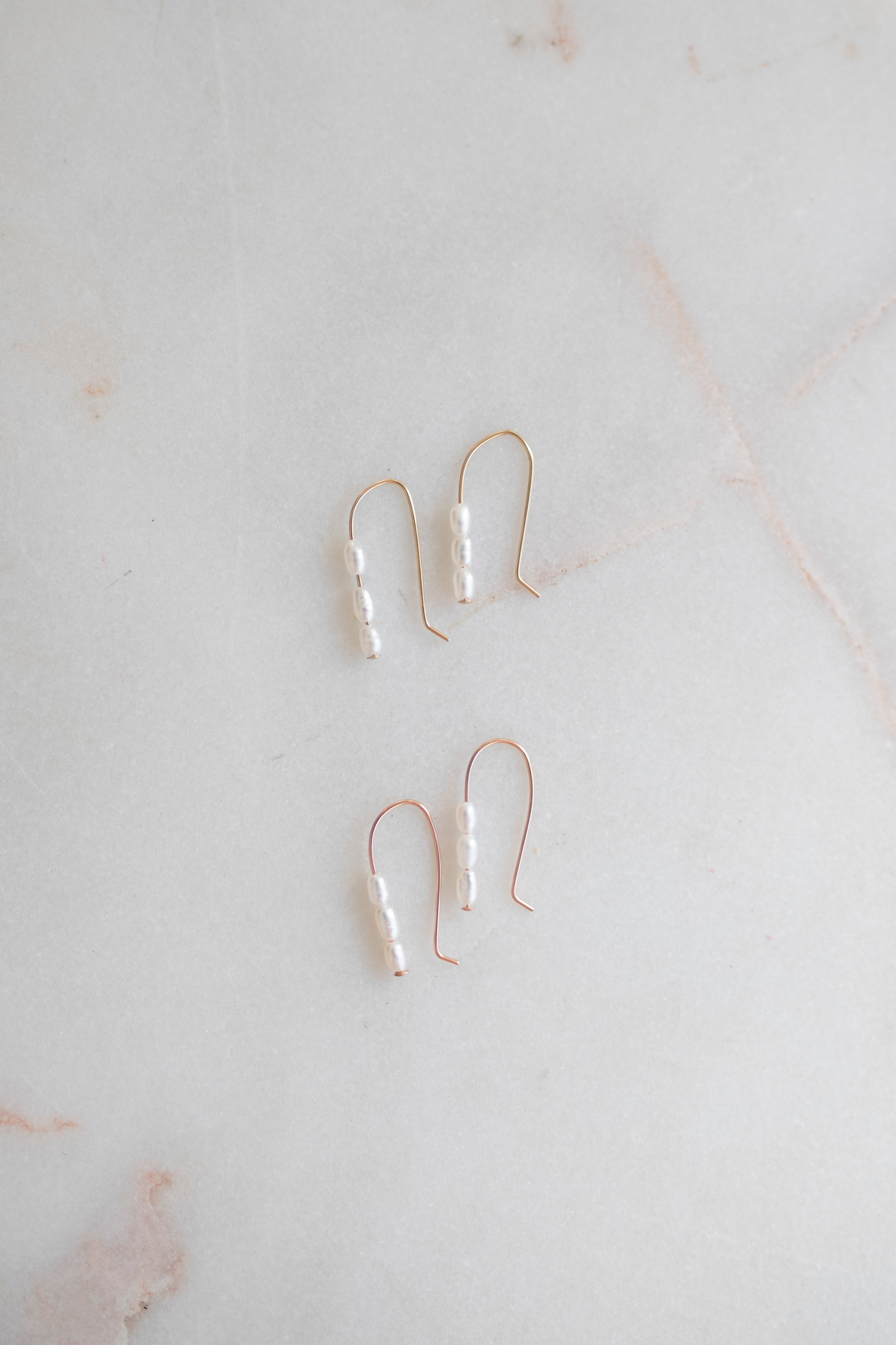 FLO EARRINGS