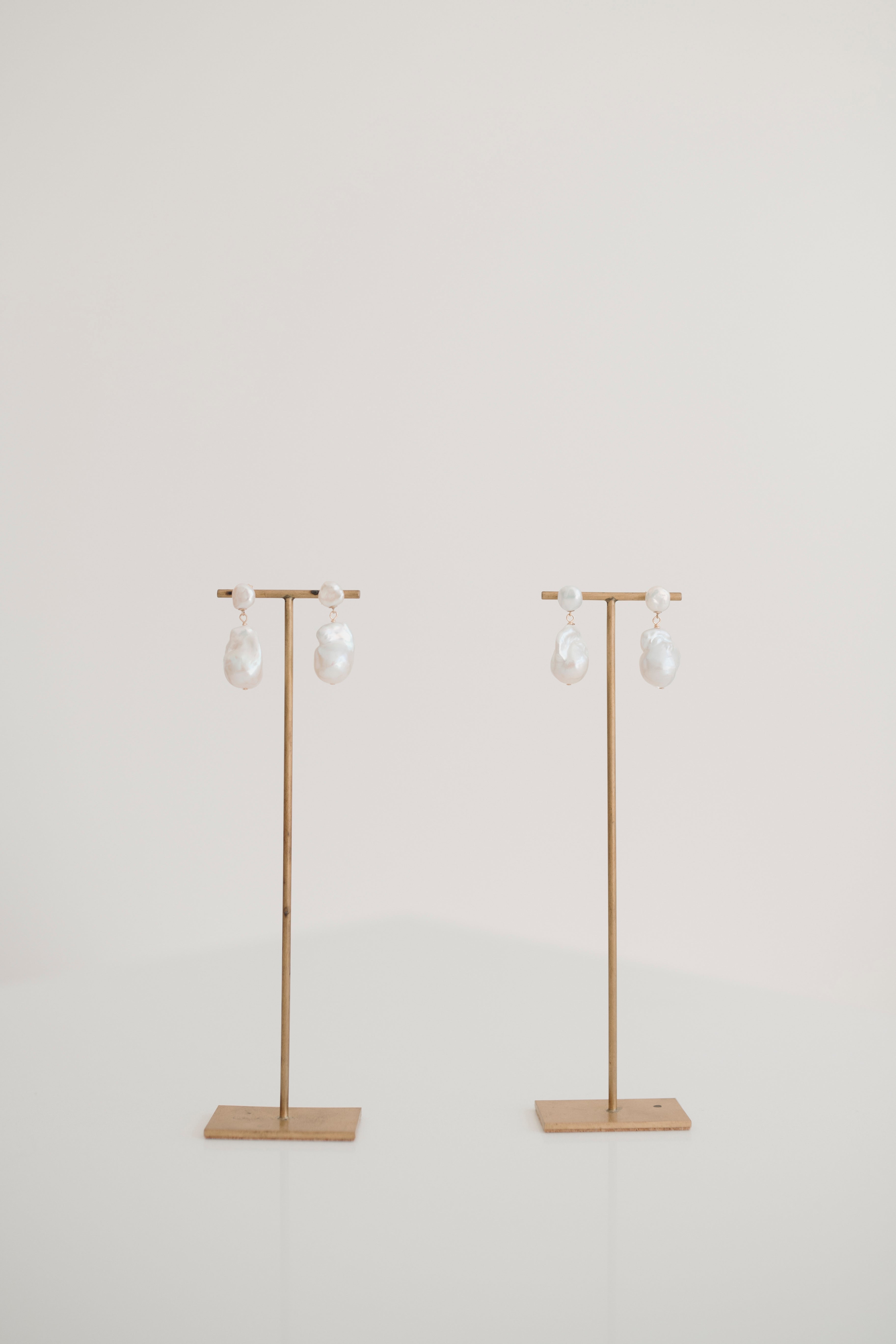 APRIL EARRINGS