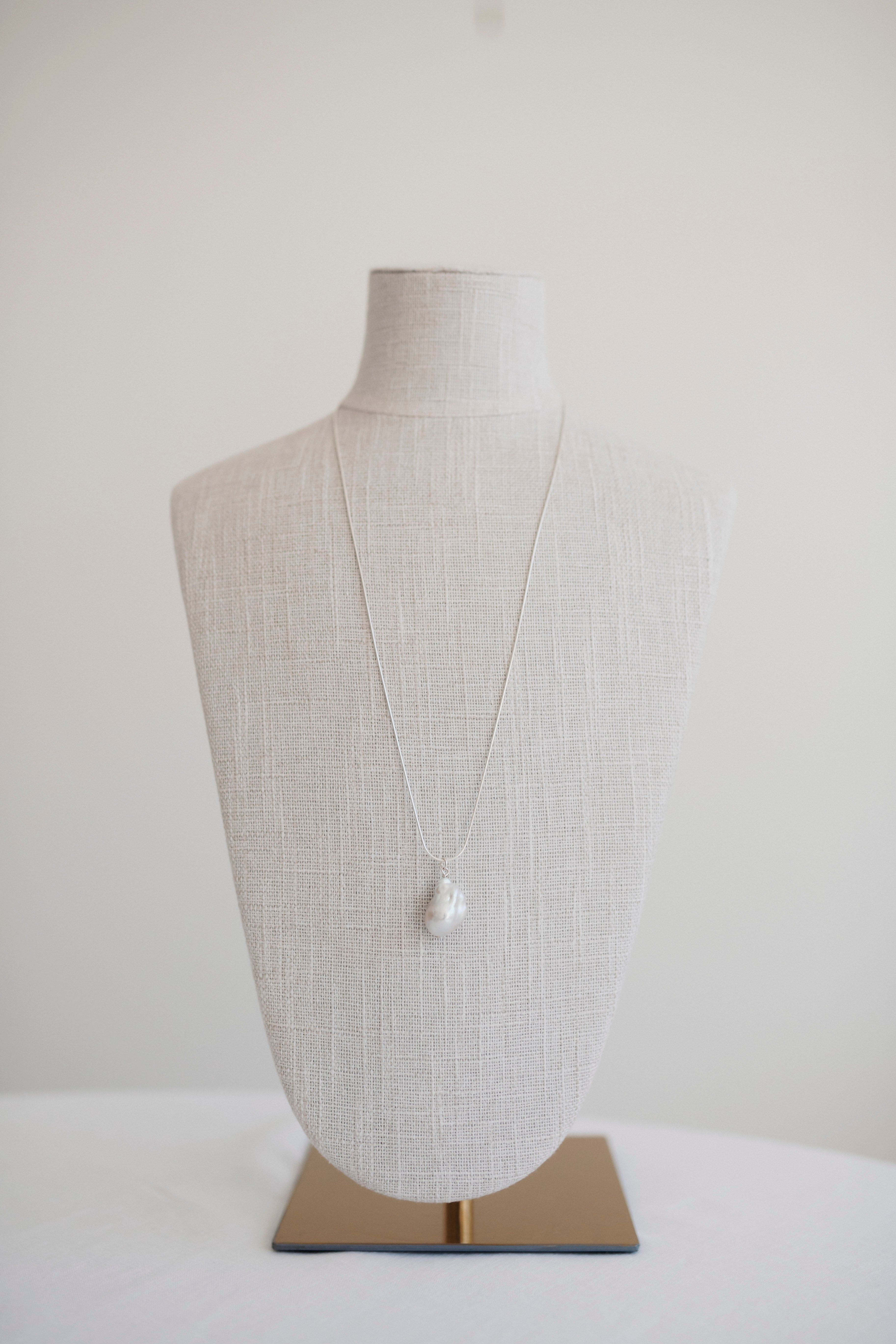 CERES NECKLACE