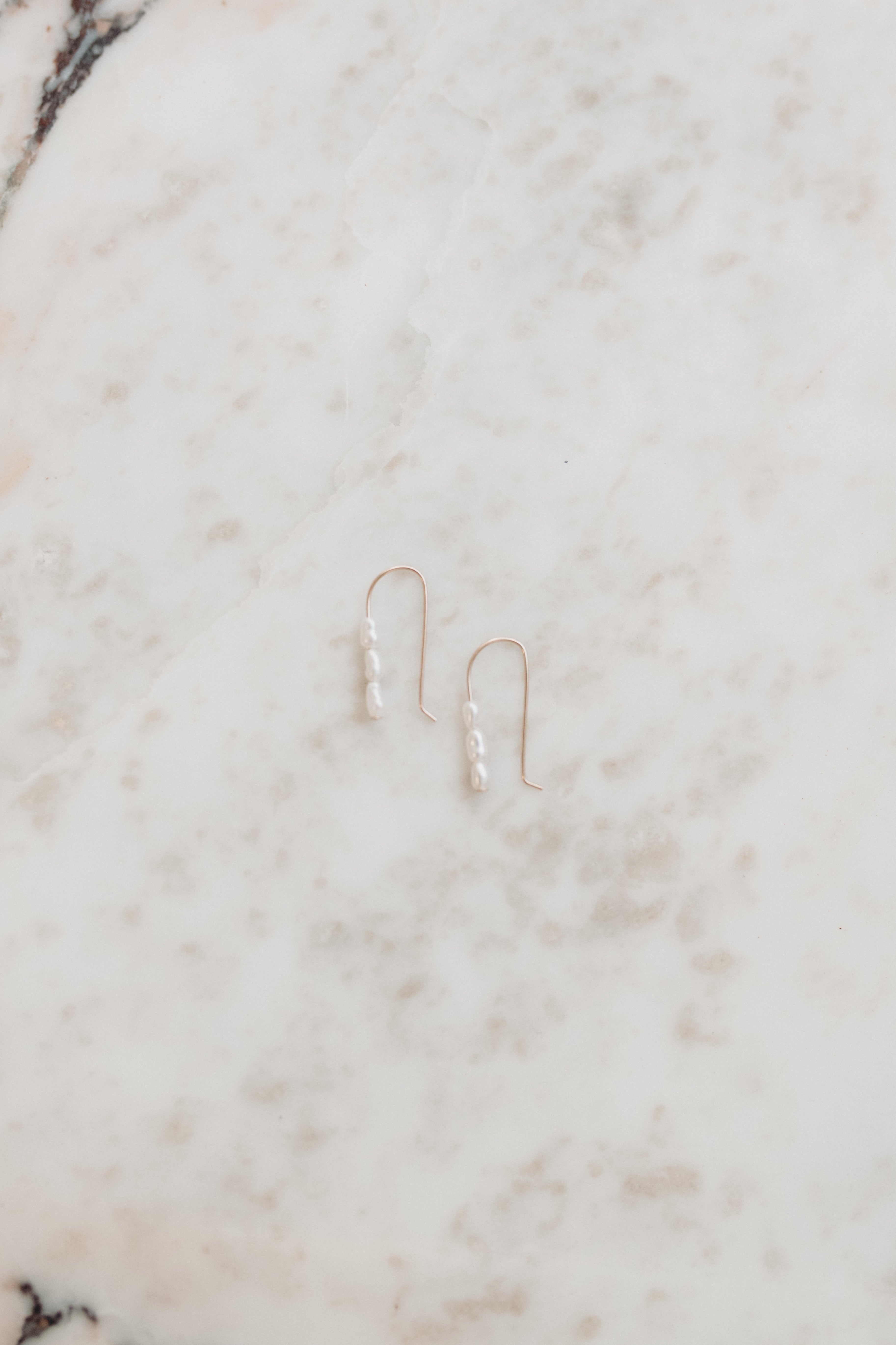 FLO EARRINGS