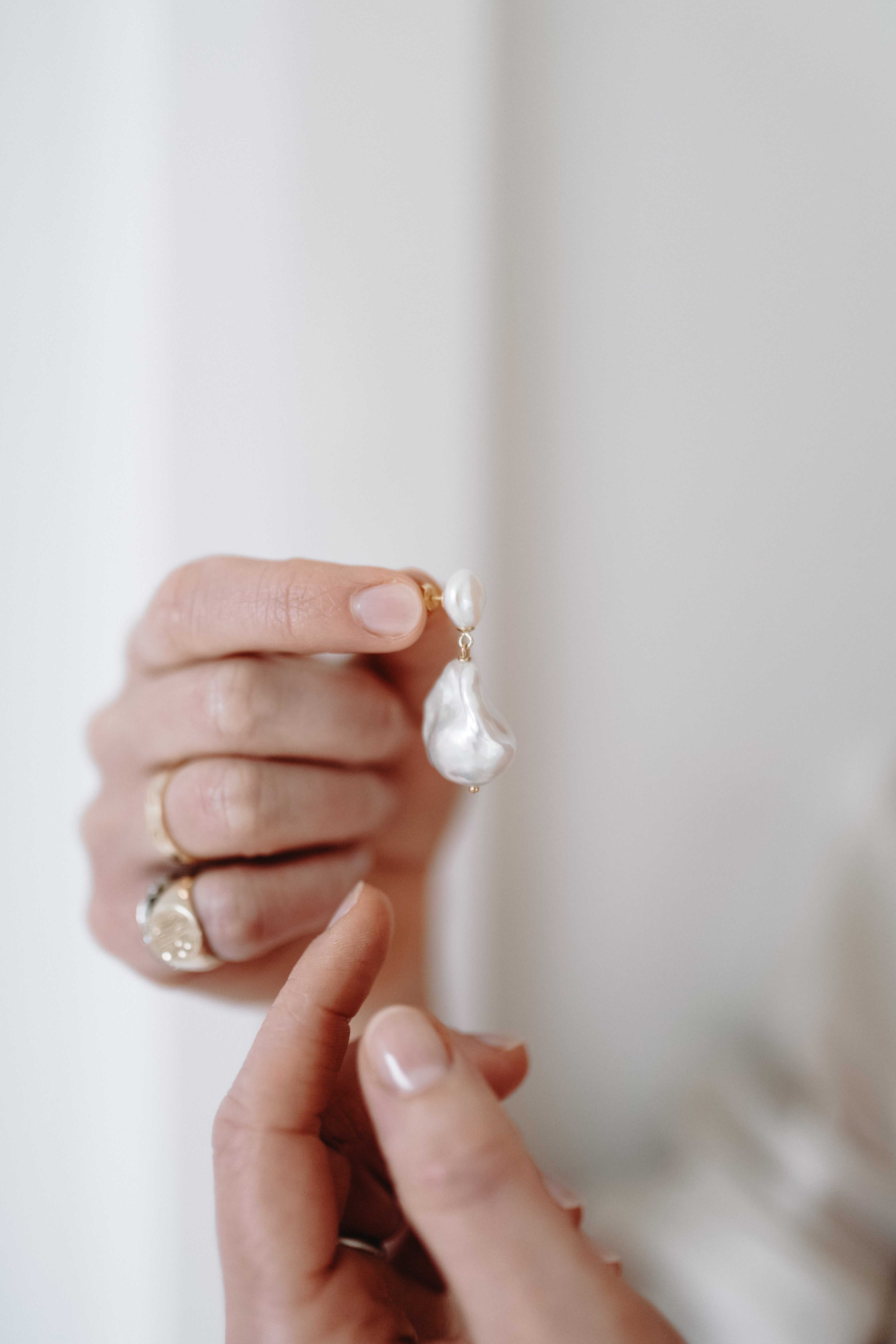 APRIL EARRINGS