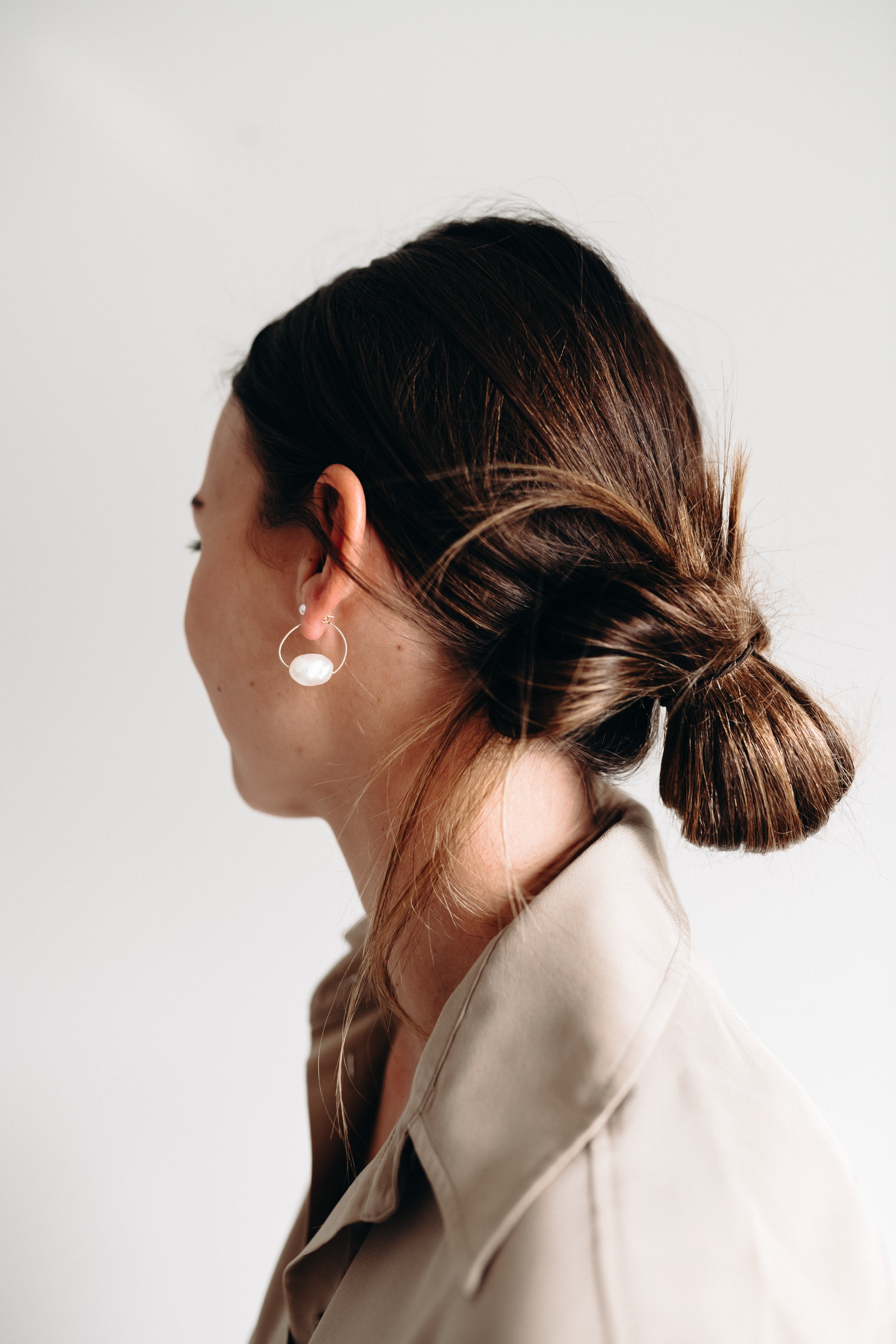 DROP EARRINGS
