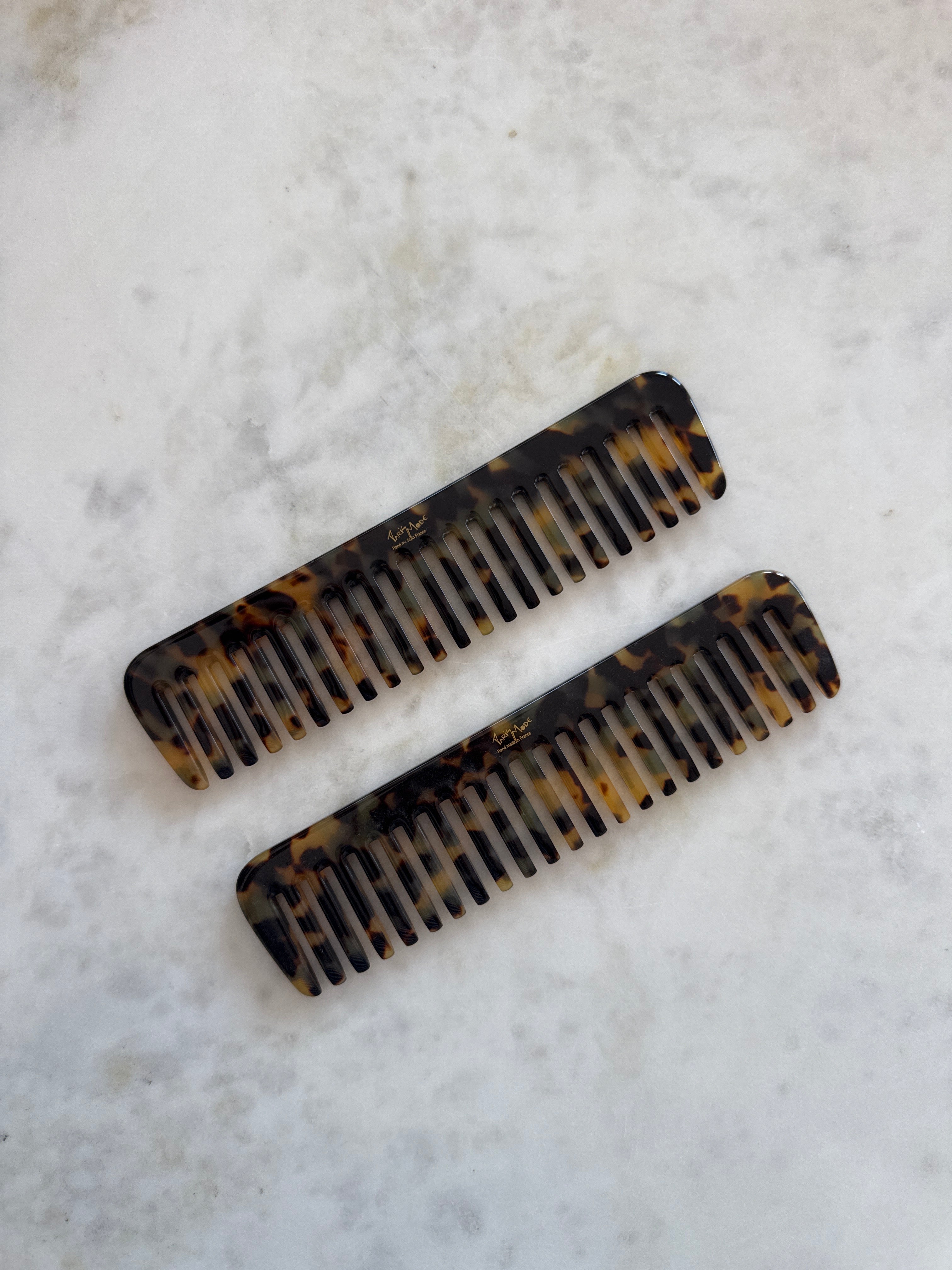 TORTOISESHELL COMB