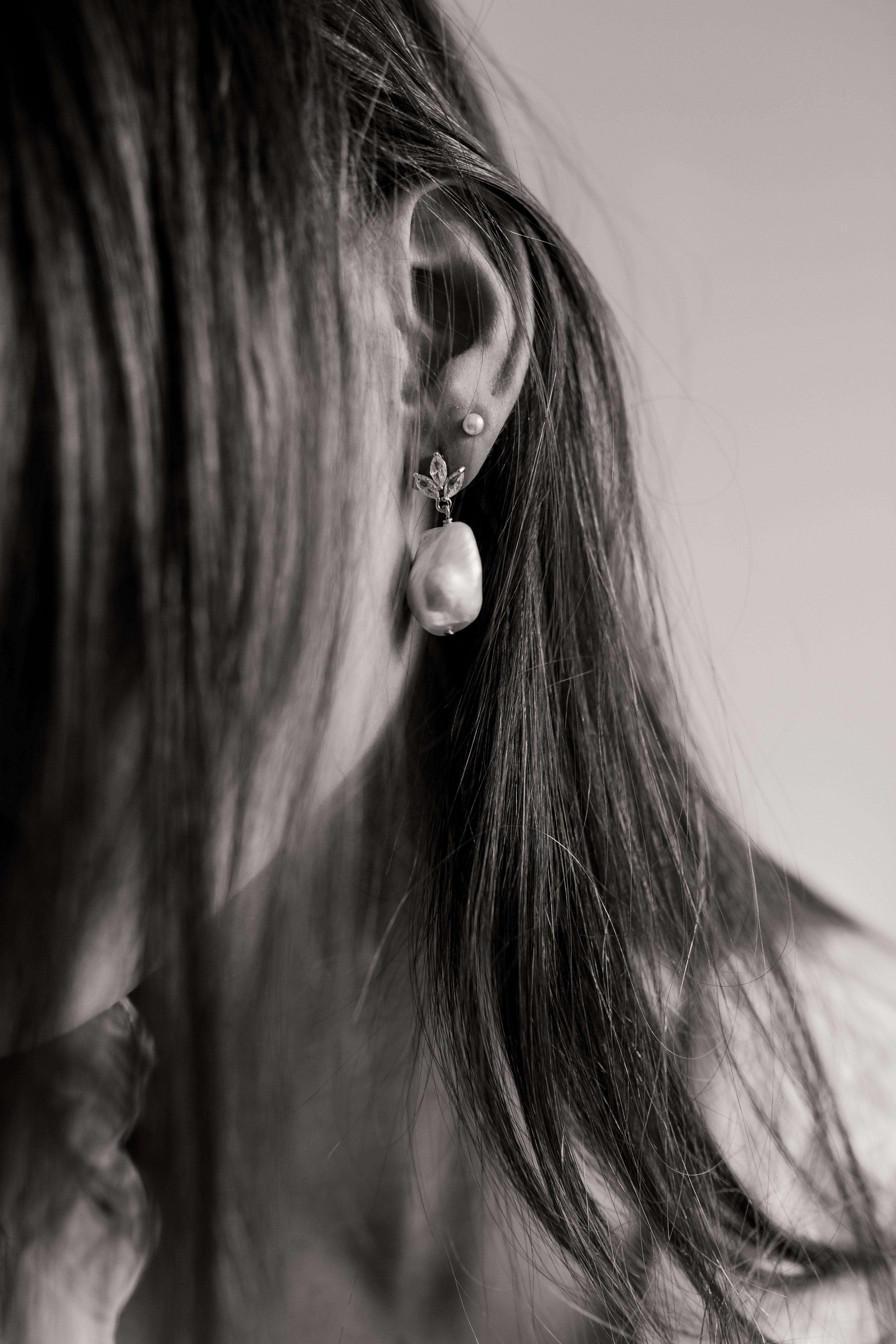 SCARLET EARRINGS