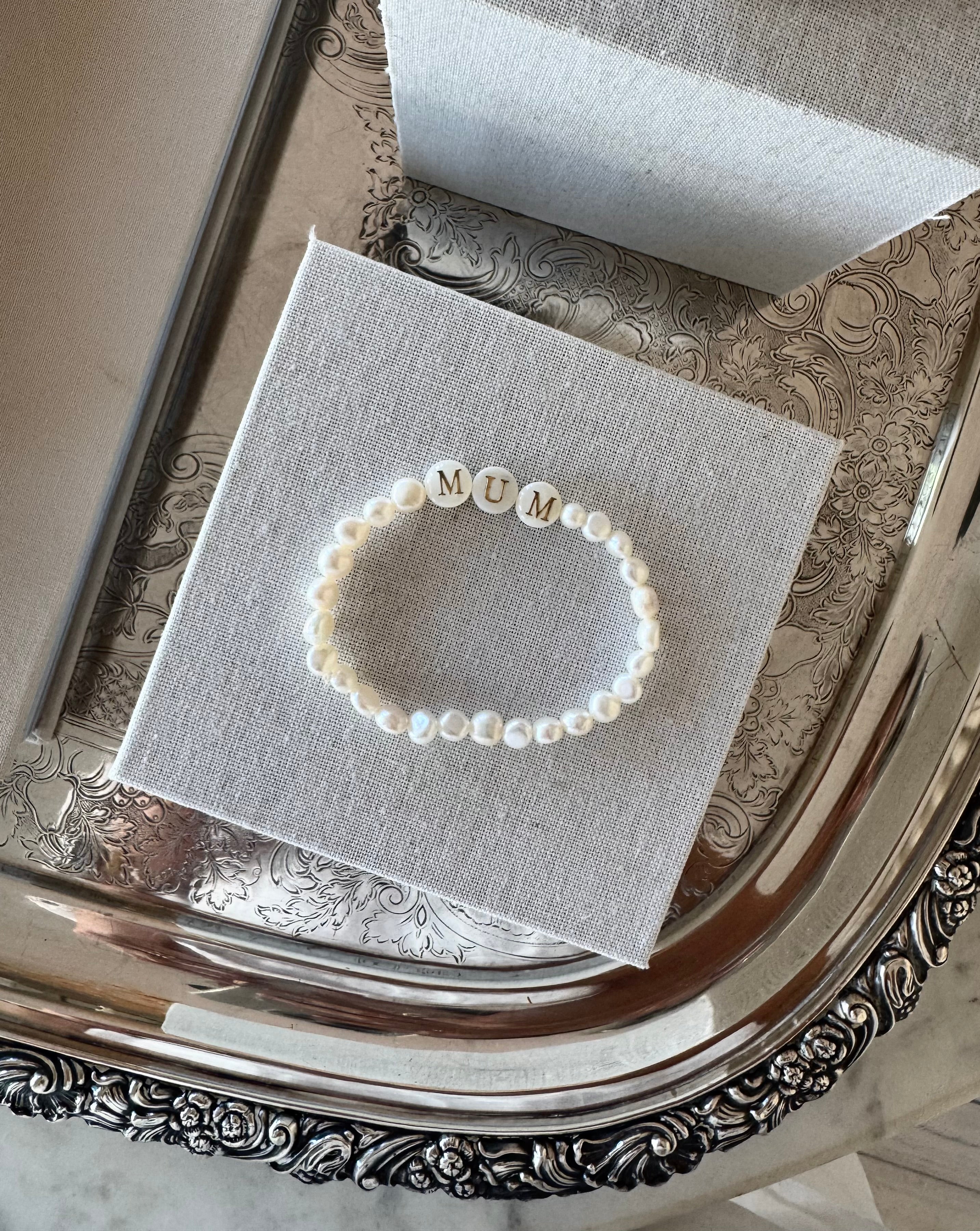 ‘MUM’ PEARL BRACELET