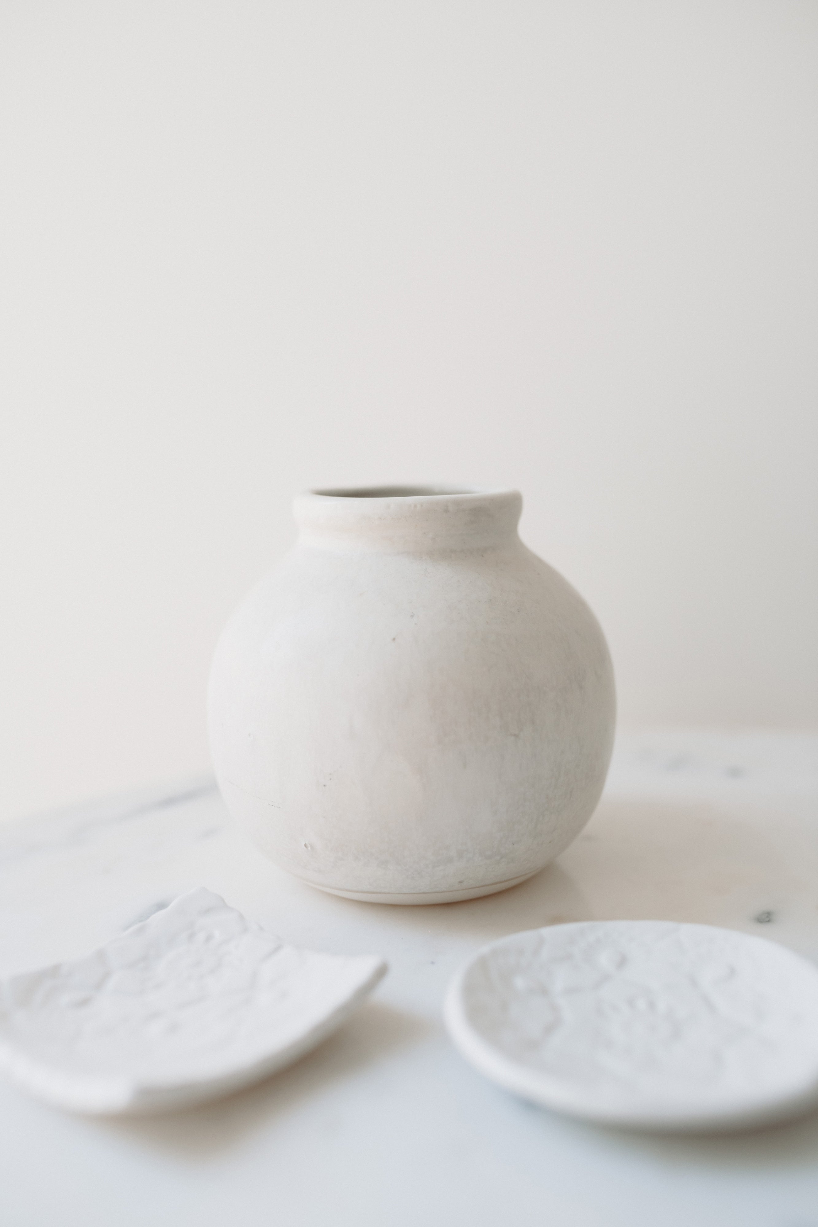 CERAMIC VASE
