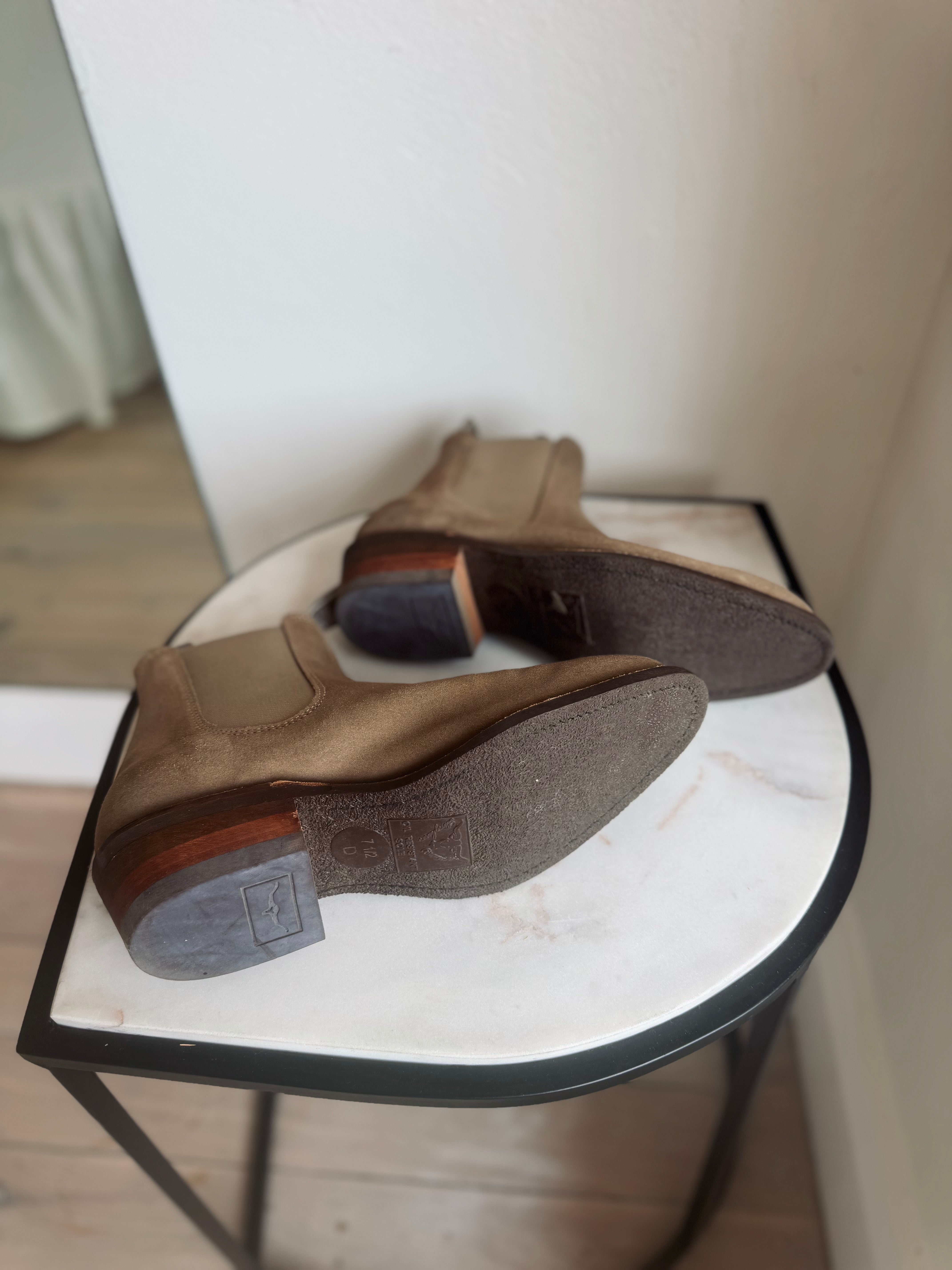 RM WILLIAMS BOOTS