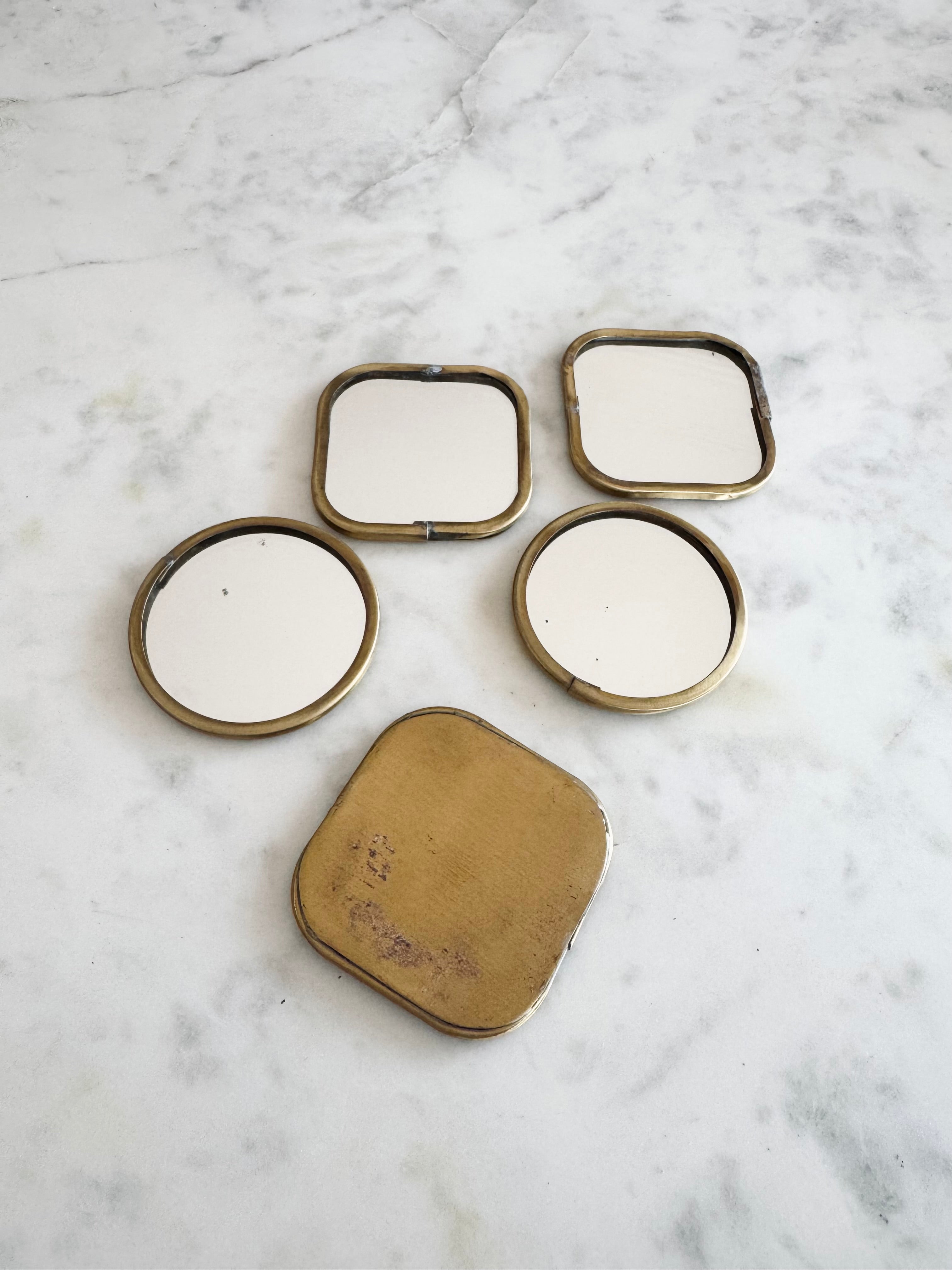 POCKET MIRROR