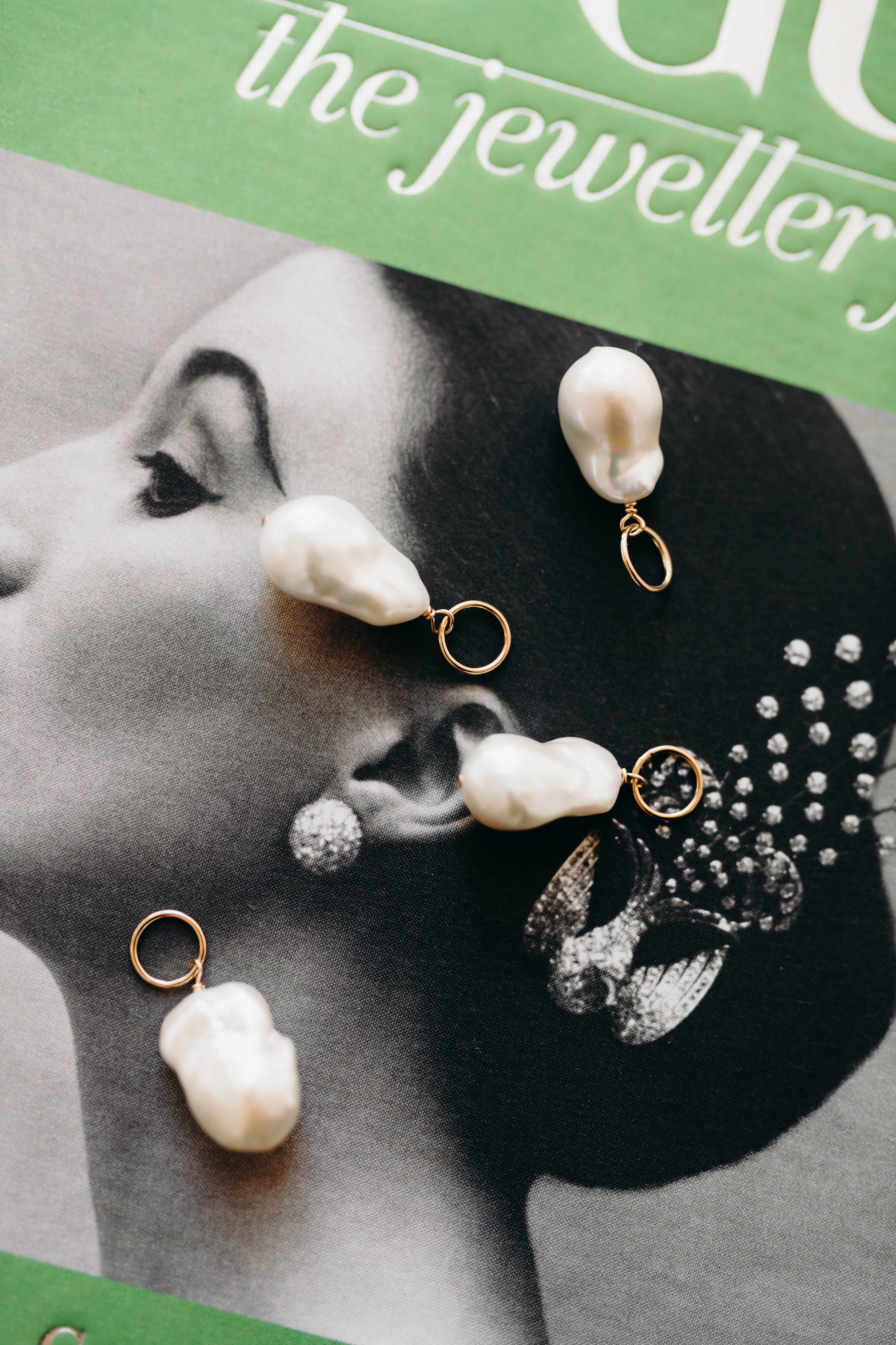 LARGE FRESHWATER CHARM