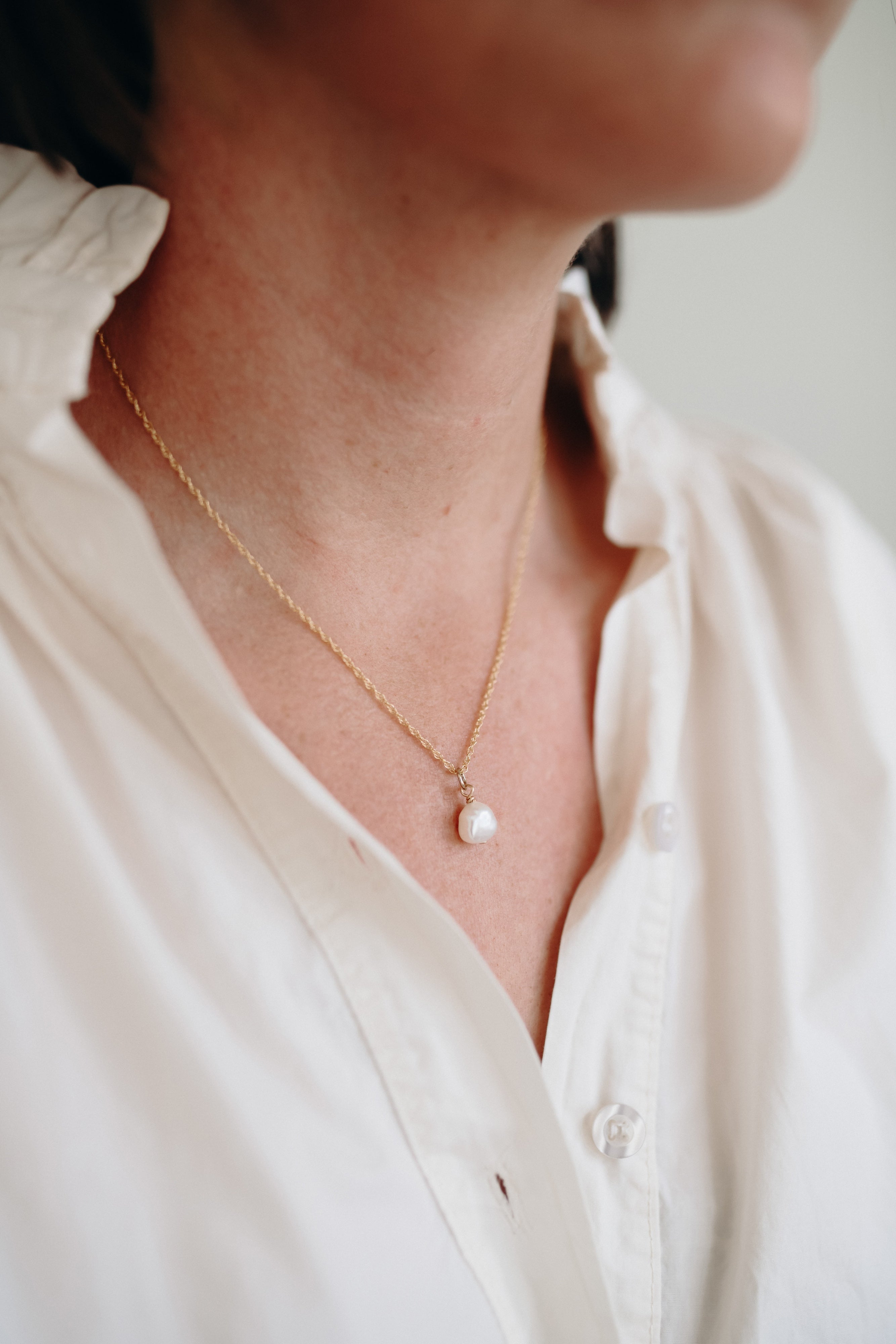 LACE CHAIN NECKLACE WITH PEARL | 16 INCH